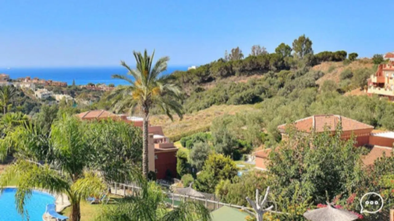 Spacious Apartment In Marbella, Pool Spanien