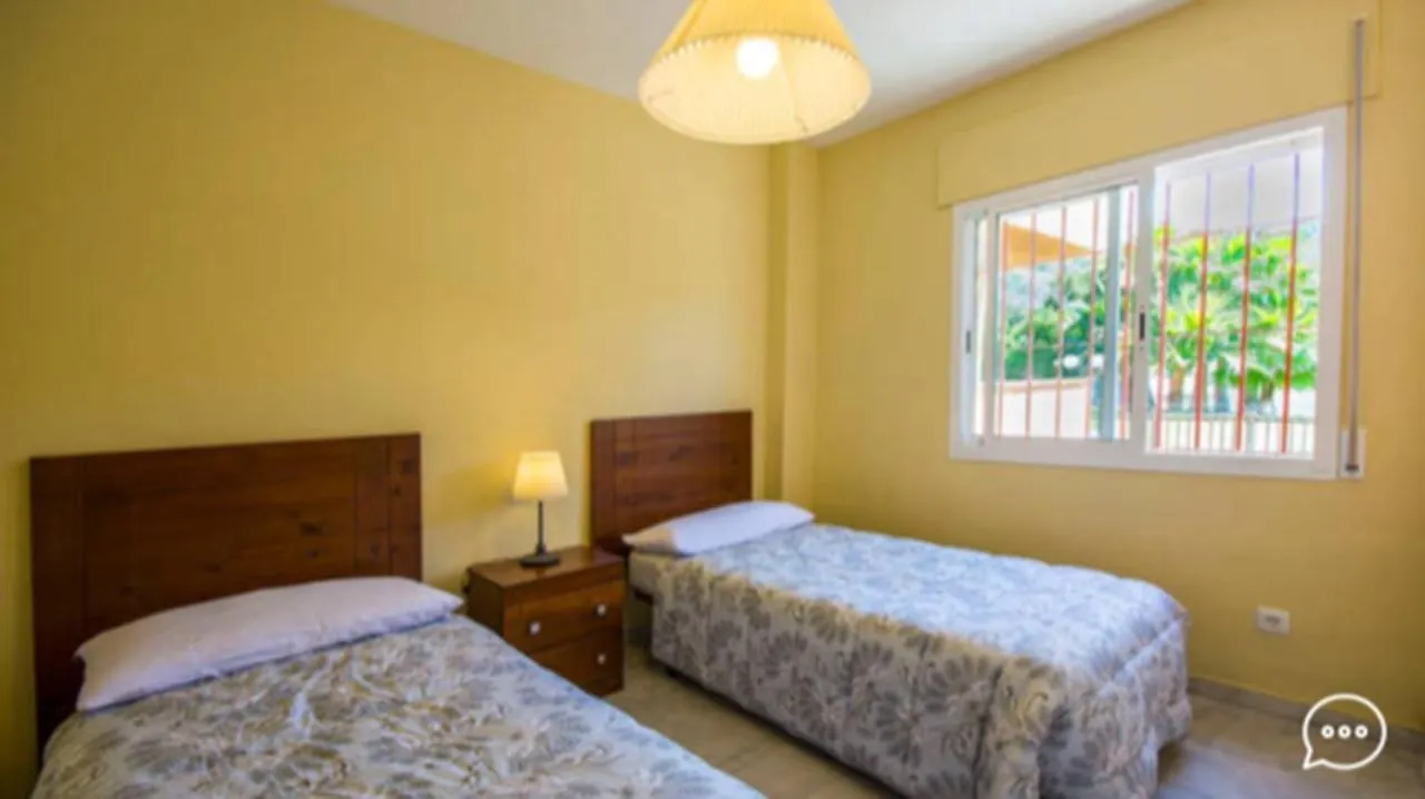 Spacious Apartment In Marbella, Pool  ماربيا